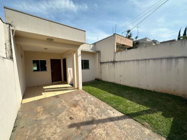 #00785.001 - Casa para Locação em Arapongas - PR - 2