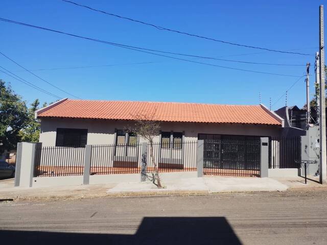 #04810.001 - Casa para Locação em Arapongas - PR - 1