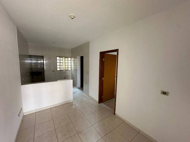 #00450.005 - Apartamento para Locação em Arapongas - PR - 3