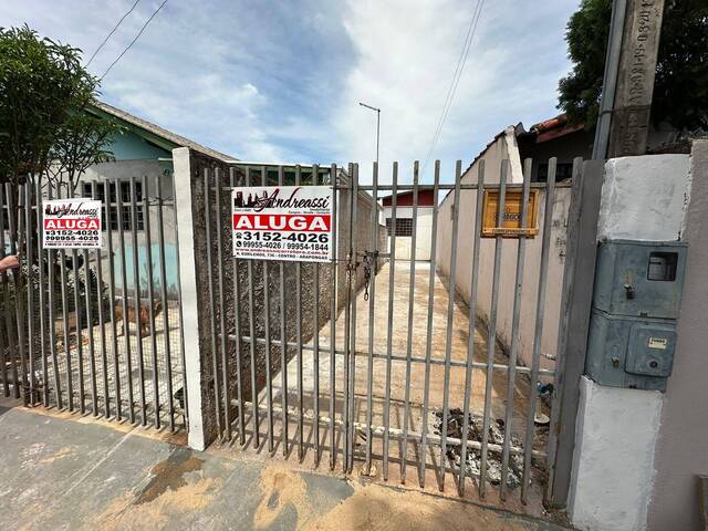 #03061.002 - Casa para Locação em Arapongas - PR - 1