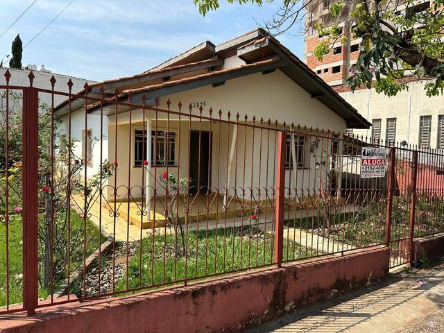 #00215.010 - Casa para Locação em Arapongas - PR - 1