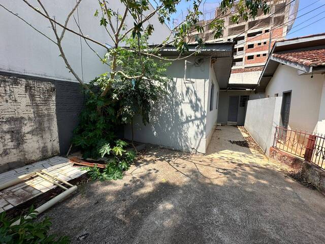 #00215.011 - Casa para Locação em Arapongas - PR - 2