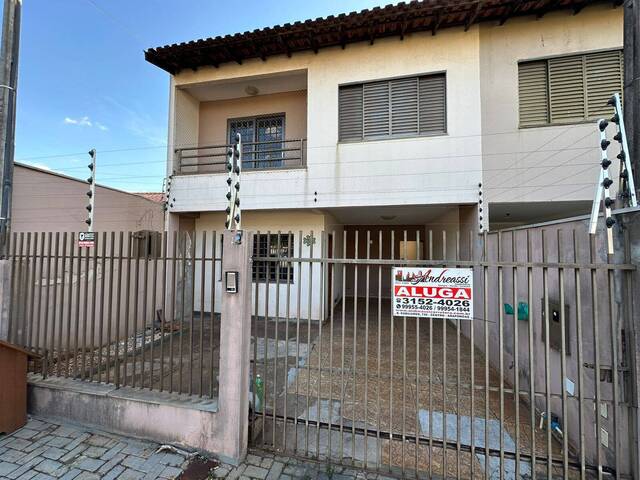 #05054.001 - Casa para Locação em Arapongas - PR