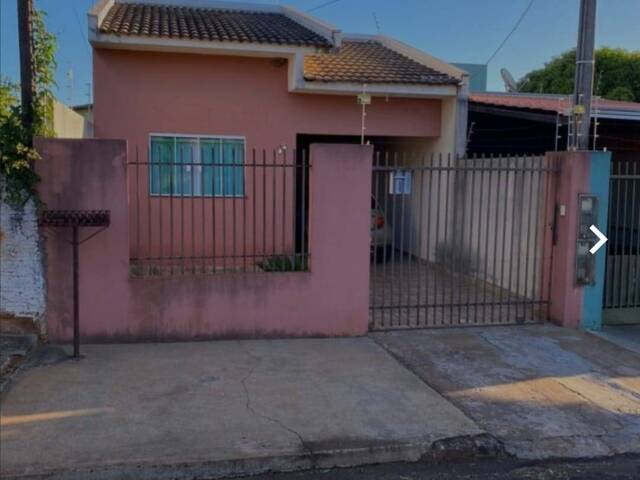 #1966 - Casa para Venda em Arapongas - PR - 1